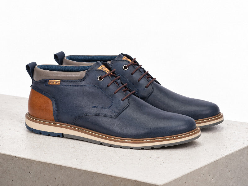 Chaussures montantes Pikolinos en cuir bleu Berna