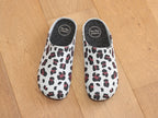 Chaussons slippers imprimé fantaisie léopard
