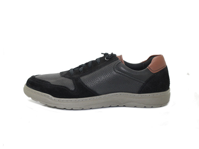 Sneakers Baxter en cuir noir et largeur confort