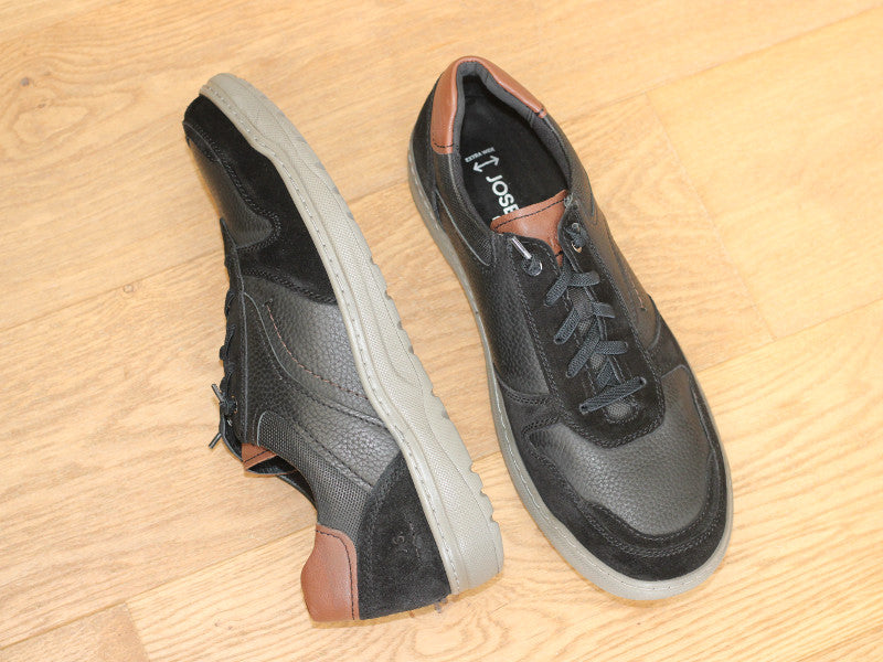 Sneakers Baxter en cuir noir et largeur confort