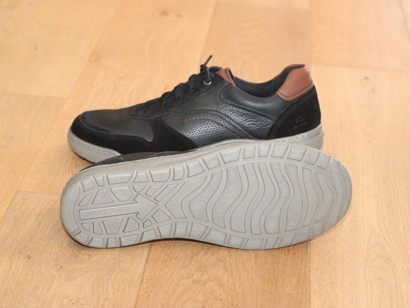 Sneakers Baxter en cuir noir et largeur confort