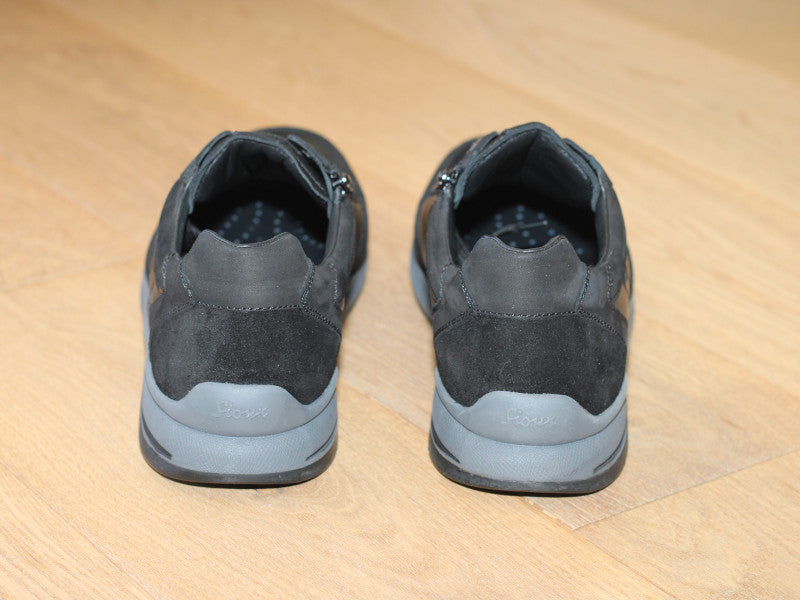 Sneakers en cuir noir Turibio du 47 au 51