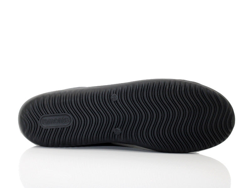 Sneakers vernis noir Reglisse