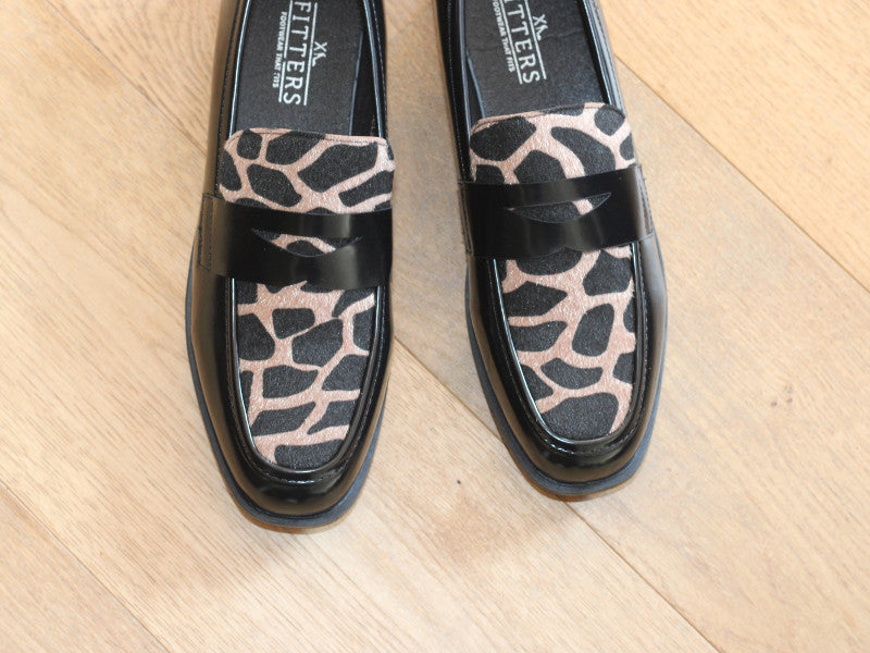 Mocassins noirs et imprimé Sauvage