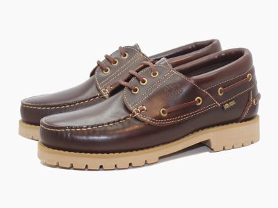 Chaussures bateau en cuir marron Nautic et semelle épaisse