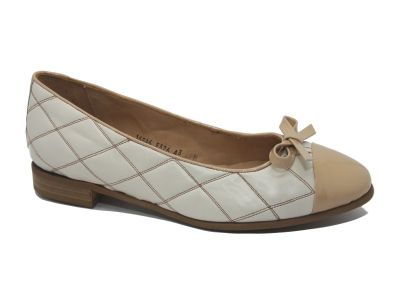 Ballerines en cuir beige Kate