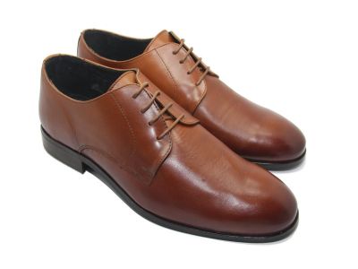 Chaussures classiques en cuir marron Peter