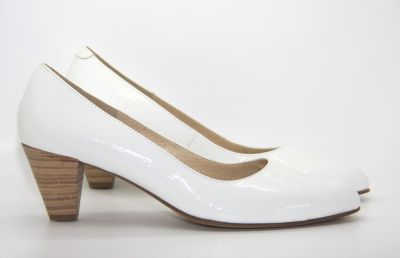 Escarpins en cuir blanc